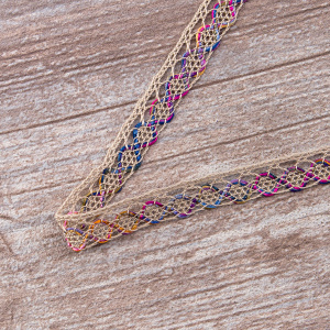 Мерсеризованное хлопковое кружево, 13 мм, цвет бежевый с сиренево-желто-розовым. Арт 3155/A5