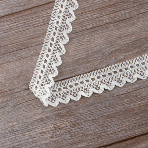 Кружево мерсеризованное эластичное, 25 мм, цвет белый. Арт E003/01                 