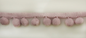 Тесьма с помпонами MATSA цвет сиреневый. Арт 96924/2175