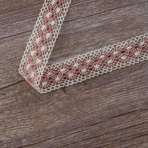 Мерсеризованное хлопковое кружево, 20 мм, цвет белый с серо-розовым. Арт 2020/Z5