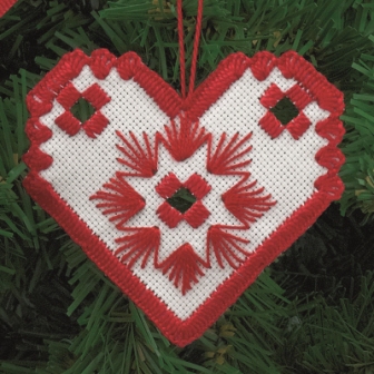 Набор для вышивания украшения на ёлку в технике хардангер "Красные серца" . Арт 01-5627