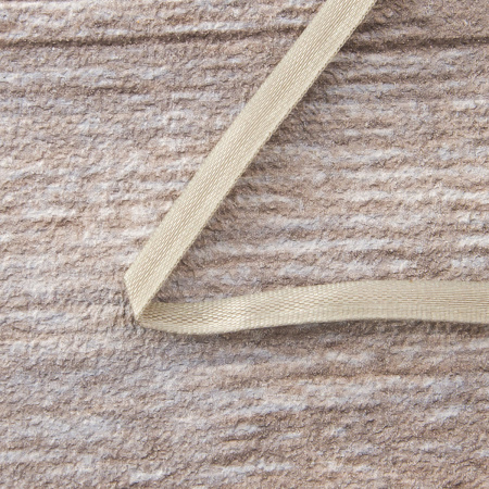 Лента для вышивания SAFISA на блистере, 4 мм, 5 м, цвет 67, серый. Арт P111-4мм-67             