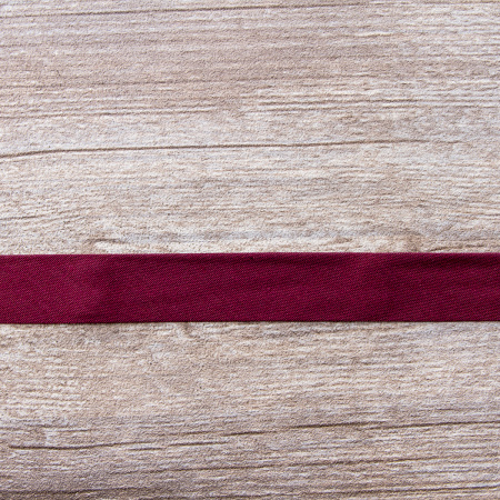 Косая бейка хлопок/полиэстер на блистере, 20 мм, 3 м, цвет 30,  Бордовый. Арт P06120-20мм-30          