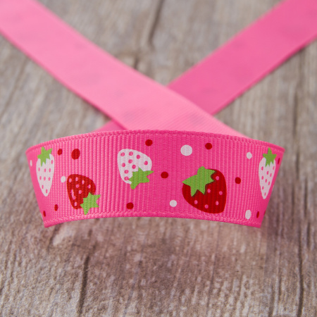 Лента репсовая на картонной мини-катушке "Клубнички". Арт VR20.360