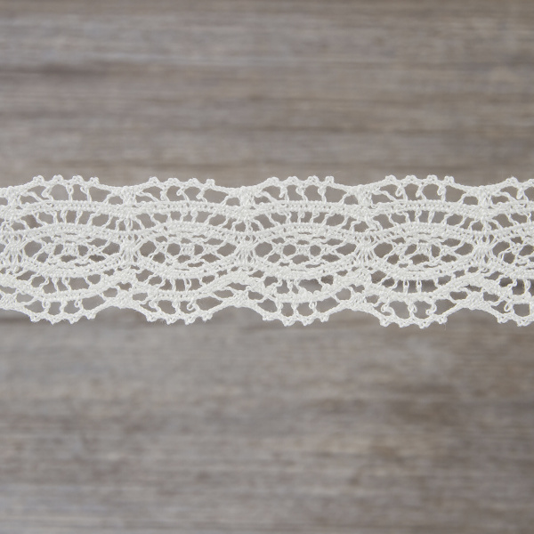 Мерсеризованное хлопковое кружево, 33 мм, цвет белый. Арт 2205/01