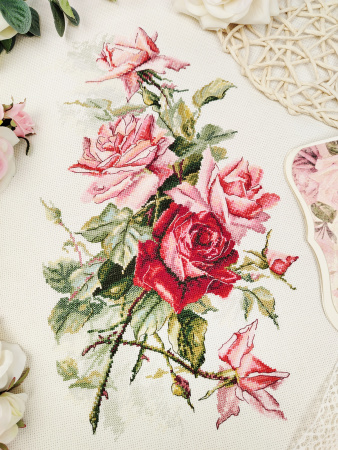 Набор для вышивания "Розы настроения". Арт 06.002.83