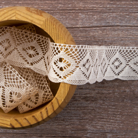 Мерсеризованное хлопковое кружево, 25 мм, цвет шампань. Арт 2023/72