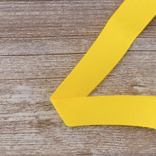 Тесьма киперная хлопковая на блистере SAFISA, 25 мм, 2 м , цвет 32, желтый. Арт P00260C-25мм-32         