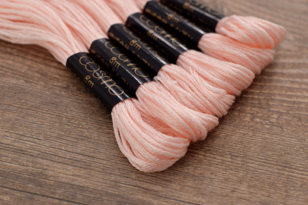 Мулине COSMO однотонный цвет  111       . Арт 25-6/111       