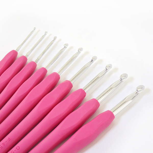 Набор крючков, вязальных, с пластиковой ручкой, Hemline, 15 см. Арт +T15250600/SG/PINK