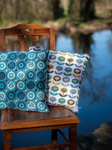 Набор для вышивания подушки "Завитки". Арт PN-0144020