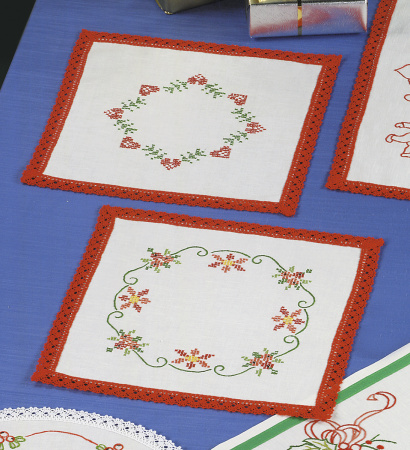 Набор для изготовления скатерти и салфетки. Арт 60-2799R                