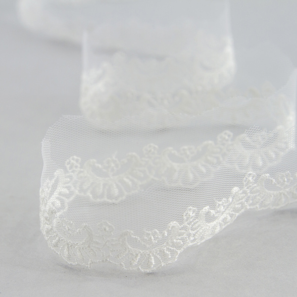 Кружево-вышивка на тюле, 22 мм, 13,5 м. Арт 41686/01