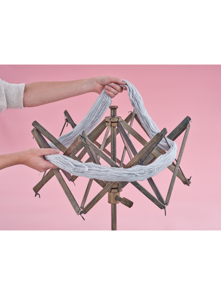 Зонт для перемотки пряжи addiUmbrella, с креплением, буковое дерево. Арт 531-2/000
