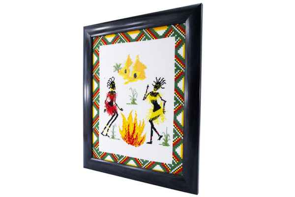 Вышитая картина "Танец Африки". Арт Модель 09.003.02
