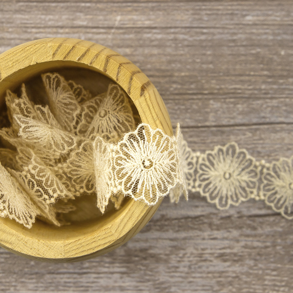 Кружево-вышивка на тюле, 17 мм, 14,60 м. Арт 41689/02