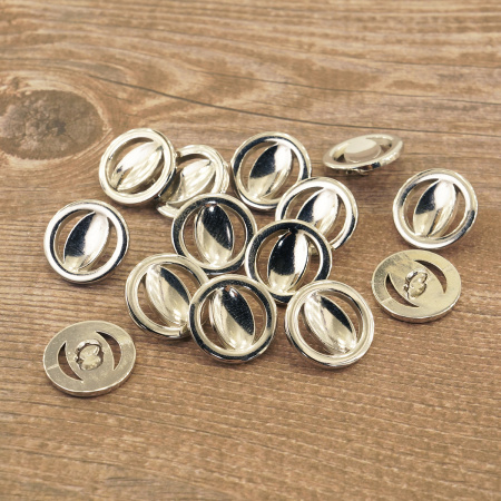 Пуговица DISBOTON, размер 28  цвет  C/09 NI-NI-FRART.2562. Арт 33076280000980D