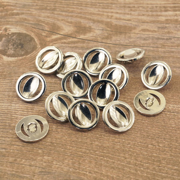 Пуговица DISBOTON, размер 28  цвет  C/09 NI-NI-FRART.2562. Арт 33076280000980D