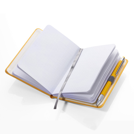 Блокнот с шариковой ручкой TROIKA . Арт NPP28/YE