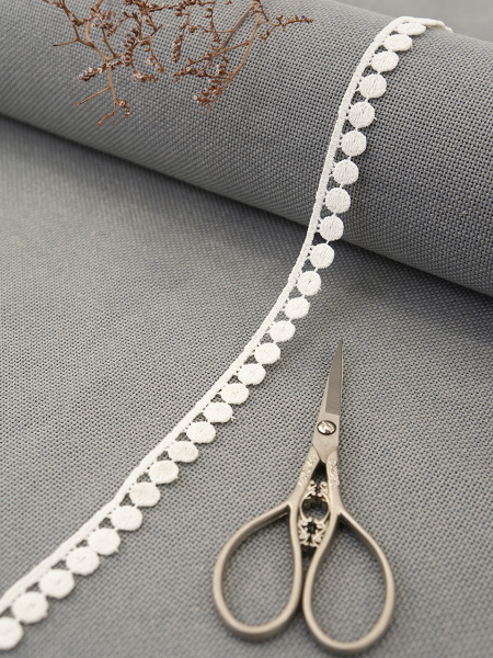 Кружево гипюр, 12 мм, цвет молочный, 100% полиэстер, 4,5 м. Арт G-4634.112