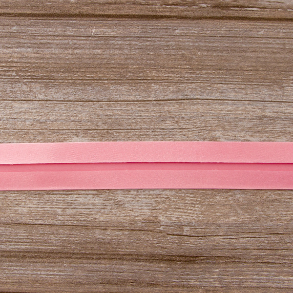 Косая бейка атласная 30 мм, 25 м, цвет 06, розово-персиковый. Арт 6260-30мм-06            