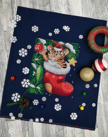 Набор для вышивания  "Новогодний сюрприз". Арт 01.033.34