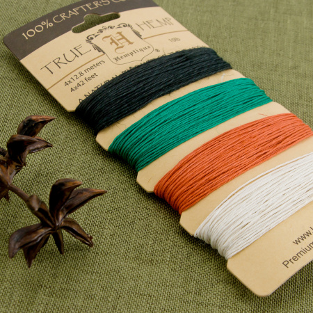 Шнуры на блистере HEMPTIQUE #10 - 0,5 мм, 4 цвета по 12,8 м. Арт HC10PR                  