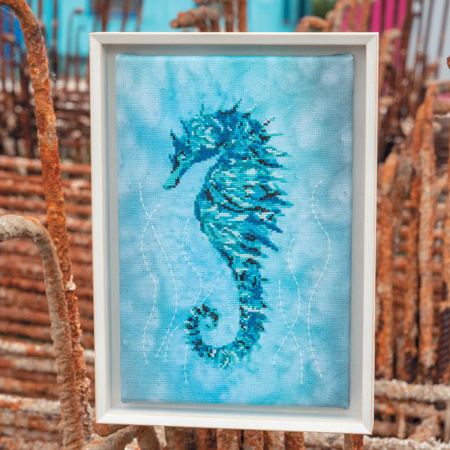 Книга "Французская вышивка крестом. Все оттенки океана, 20 крупных схем" Изабель Вотье. Арт 978-5-00241-181-8