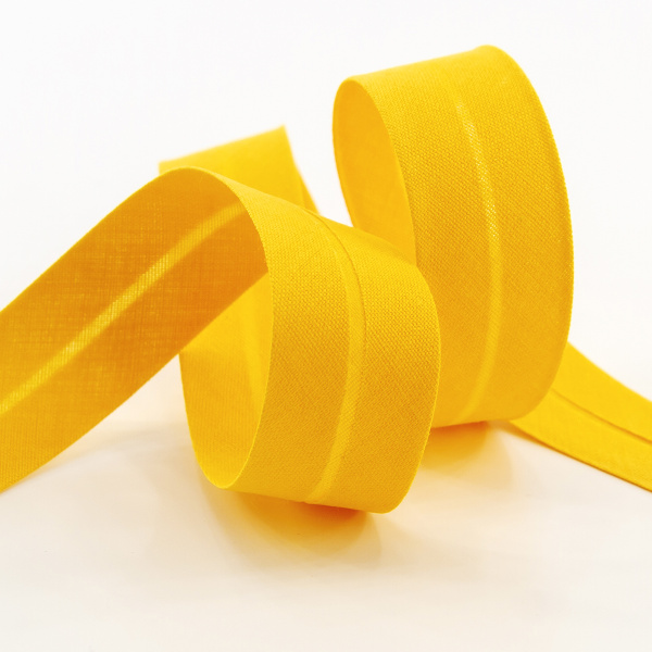 Косая бейка хлопок/полиэстер 20 мм, 25 м, цвет 33, светло-оранжевый. Арт 6120-20мм-33            