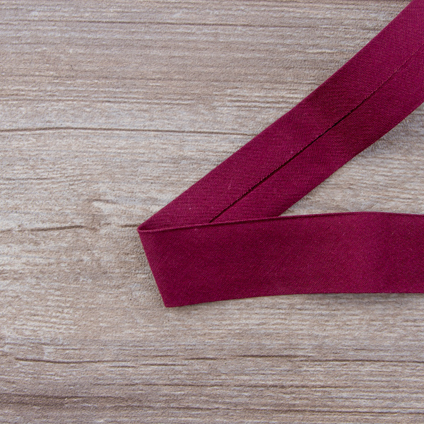 Косая бейка хлопок/полиэстер на блистере, 30 мм, 2,5 м, цвет 30, Бордовый. Арт P06120-30мм-30          