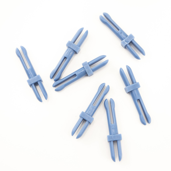 Пластиковый переходник для шпулек. Арт 137                     