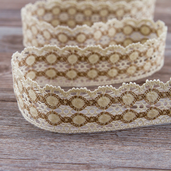 Мерсеризованное хлопковое кружево, 40 мм, цвет экрю с бежевым. Арт 3680/T1