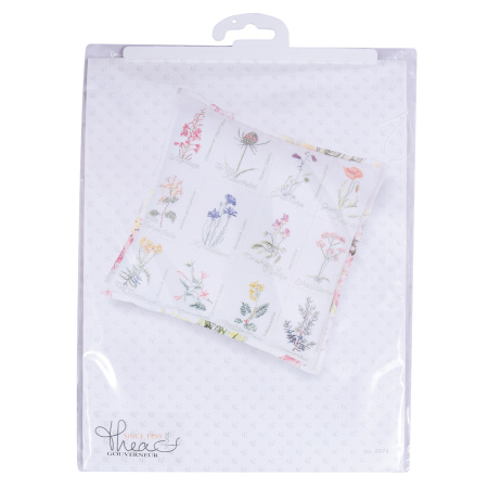 Набор для вышивания подушки "Полевые цветы" канва Jobelan 27 ct. Арт 2074