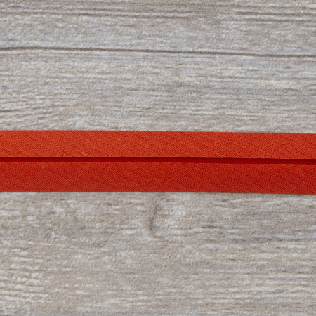 Косая бейка хлопок/полиэстер 20 мм, 25 м, цвет 137, темно-оранжевый. Арт 6120-20мм-137