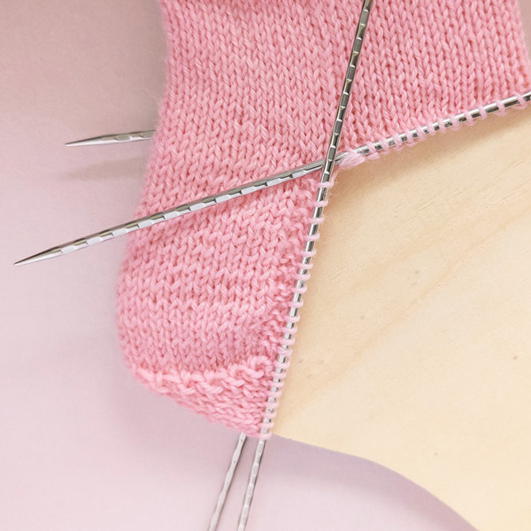 Спицы чулочные квадратные addiNovel Quintett №6, 23 см. Арт 170-7/6-23