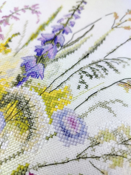 Набор для вышивания "Середина лета". Арт 04.005.33