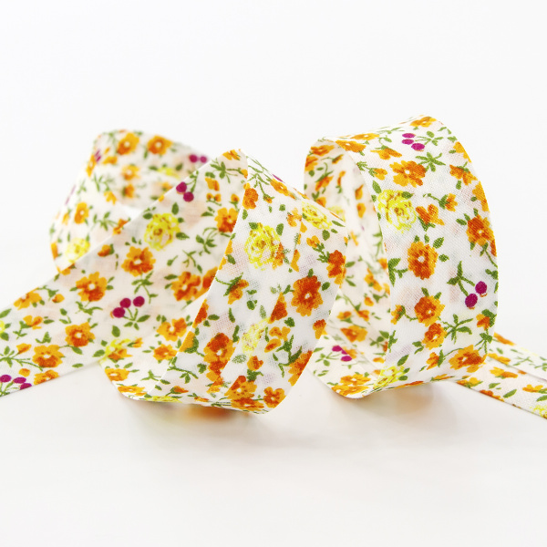 Косая бейка с рисунком SAFISA, арт.6452, 20 мм, 20 м, цвет 04. Арт 6452-20мм-04