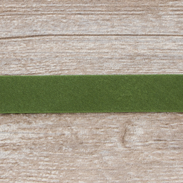 Косая бейка атласная 20 мм, 25 м, цвет 26, хаки темный. Арт 6260-20мм-26            