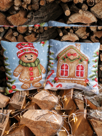 Набор для вышивания подушки "Пряничный домик". Арт PN-0214117