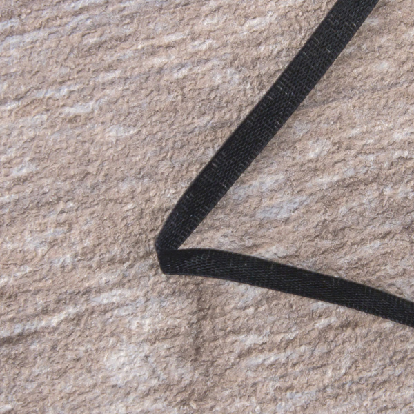 Лента для вышивания SAFISA на блистере, 4 мм, 5 м, цвет 01, черный. Арт P111-4мм-01             