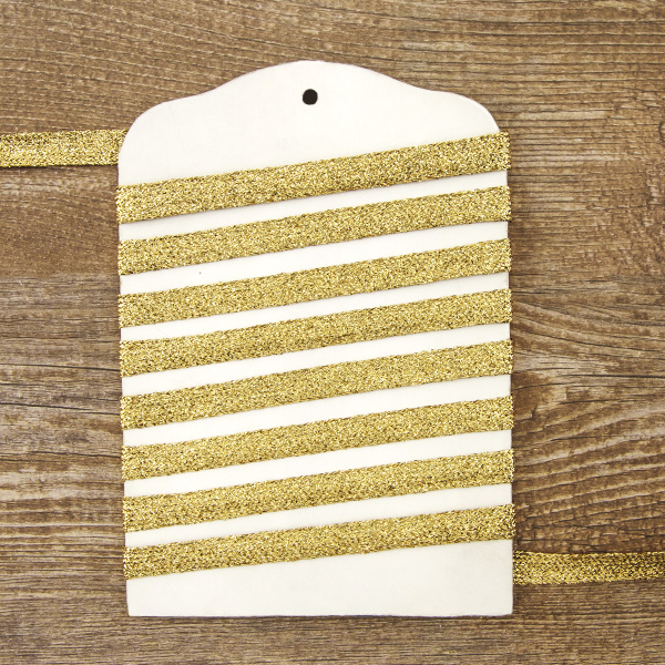 Тесьма PEGA уплощенная с люрексом, цвет золотой, 10,5 мм. Арт 881113929X7000          