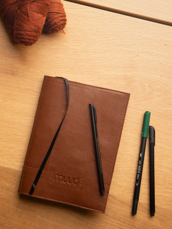 Обложка для проектной тетради "Gaby" Black. Арт QB-4700/Black