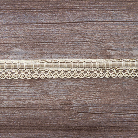Мерсеризованное хлопковое кружево с бархатной лентой, 17 мм, цвет сливочный. Арт 2048/02