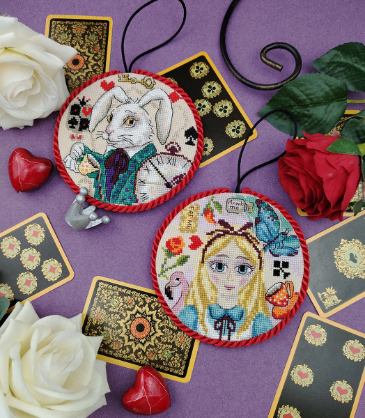 Набор для создания пинкипов "Зазеркальная история". Арт 21.002.35