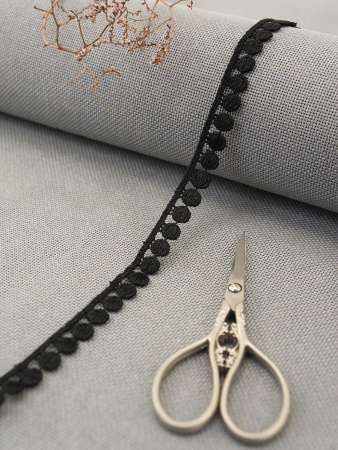 Кружево гипюр, 12 мм, цвет черный, 100% полиэстер, 4,5 м. Арт G-4634.13