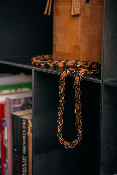 Плечевой ремень "Caja" Whisky. Арт QB-4637/Whisky