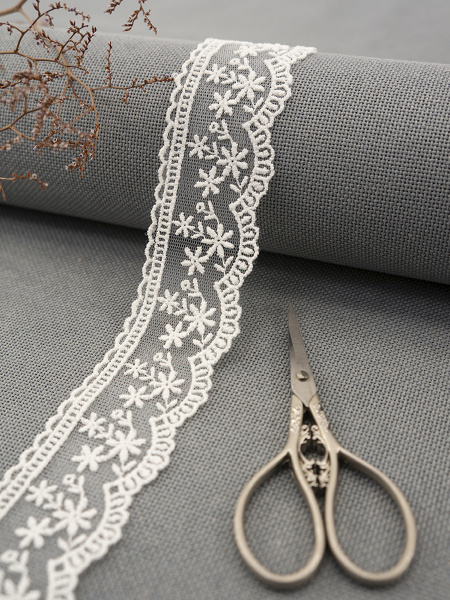 Кружево-вышивка на тюле, 40 мм, цвет молочный, 100% полиэстер, 4,5 м. Арт T-3004.112