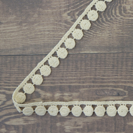 Кружево гипюр, 12 мм, цвет бежевый, 100% полиэстер, 4,5 м. Арт G-4634.371