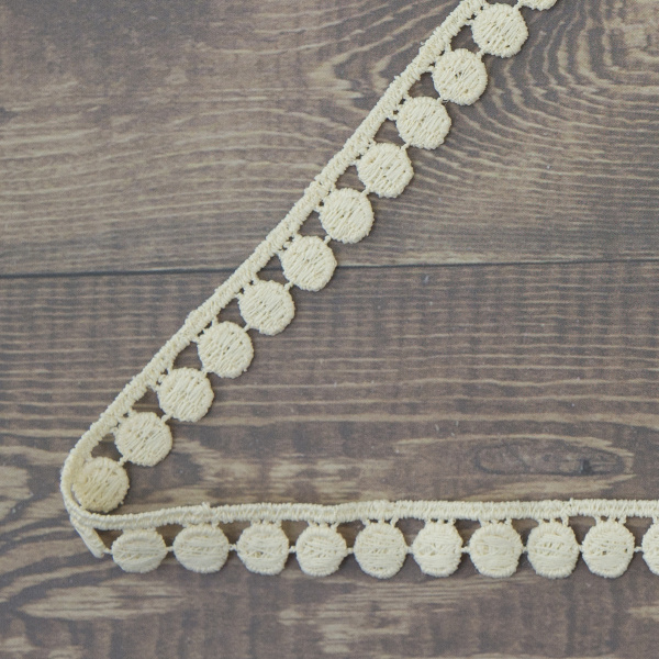 Кружево гипюр, 12 мм, цвет бежевый, 100% полиэстер, 4,5 м. Арт G-4634.371