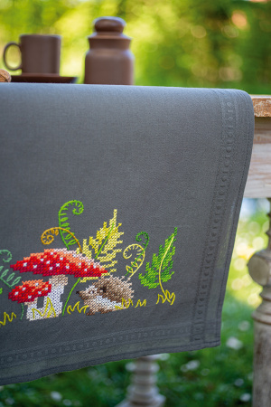 Набор для вышивания дорожки "Ежик с папоротником" . Арт PN-0195349